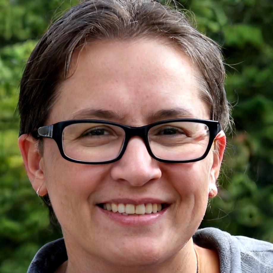 Arlette Fouché, Curriculum Architect
